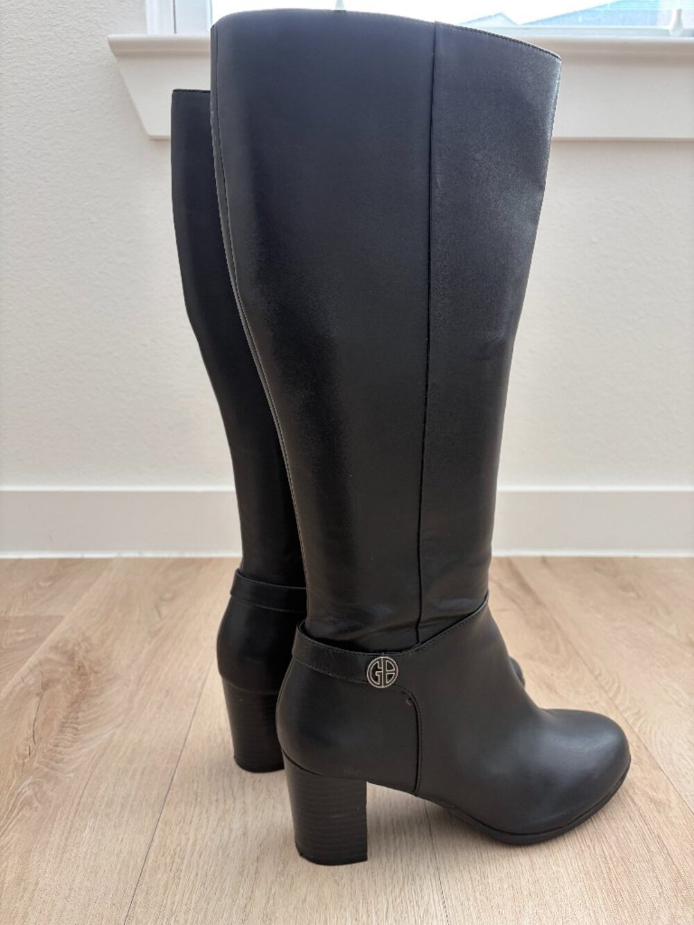 GBG Los Angeles Black Knee High Block Heel Boots Size 9M
